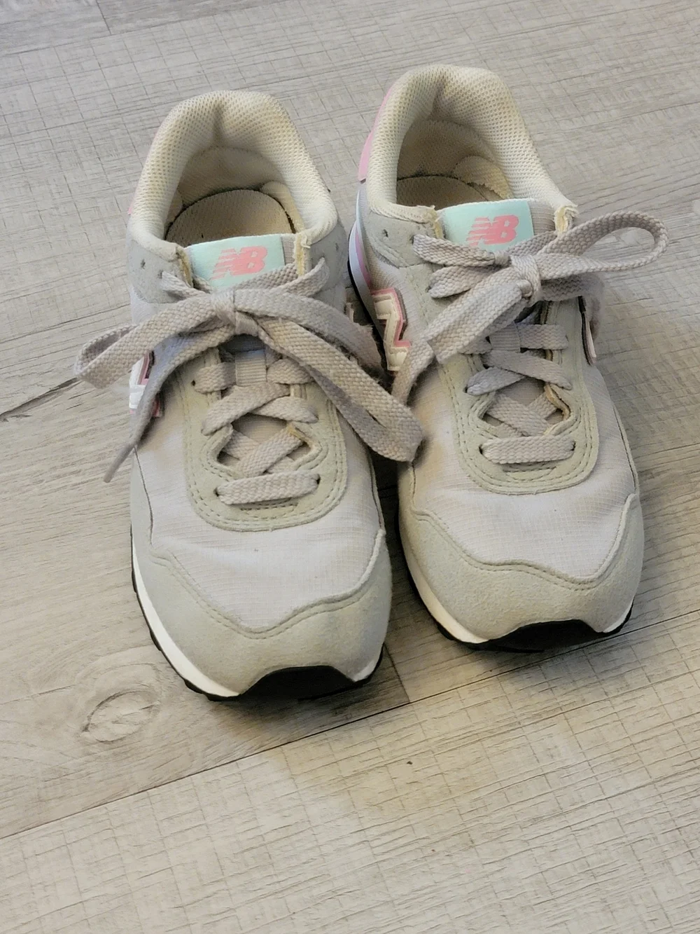 New Balance Gray & Pink Kids Sneakers